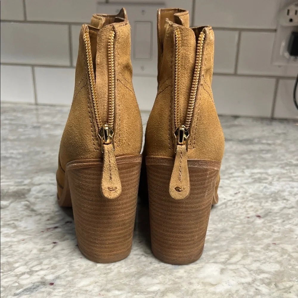 Tory Burch Women’s SabeCamel Suede Heeled Boots 9.0